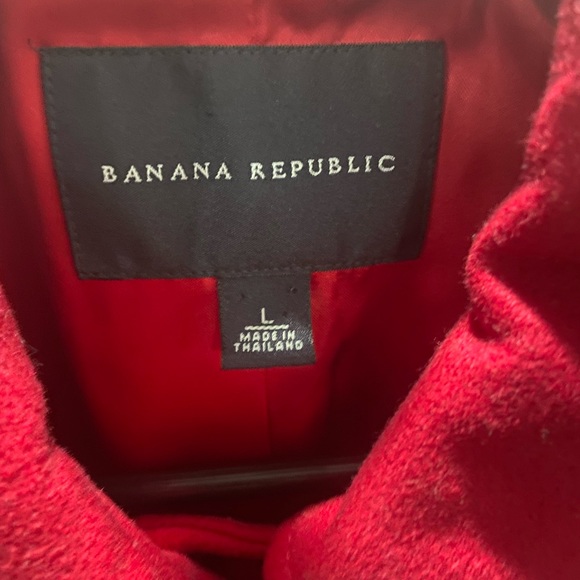 Banana Republic woman’s red coat - Picture 3 of 4